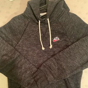 Nike Sportswear Heritage Pullover Hoodie